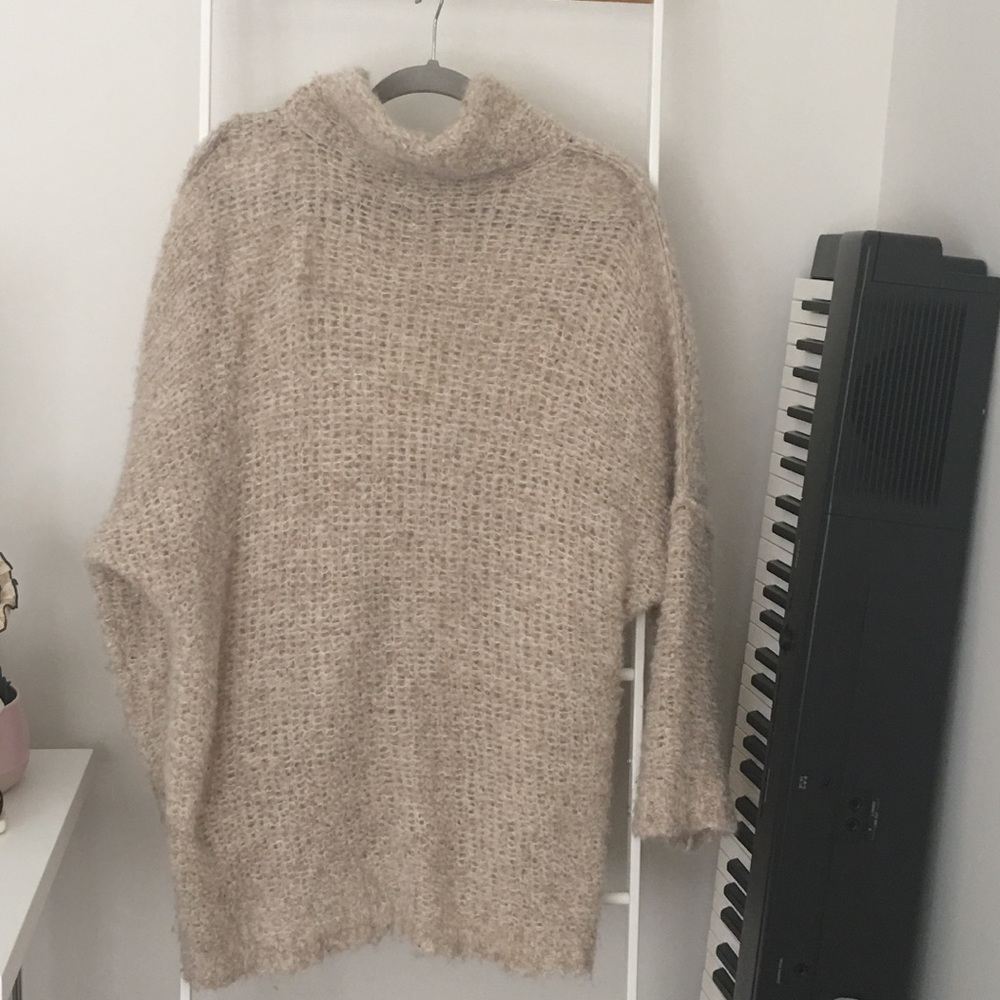 FREE PEOPLE oversized sweater